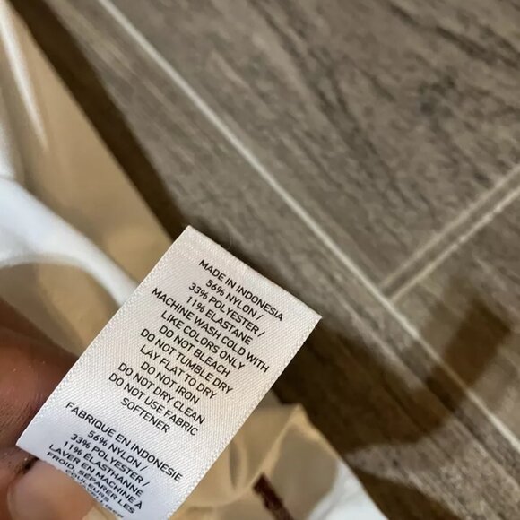 Rhone T Shirt Mens XL White Short Sleeve Crewneck Performance Workout - Picture 2 of 4